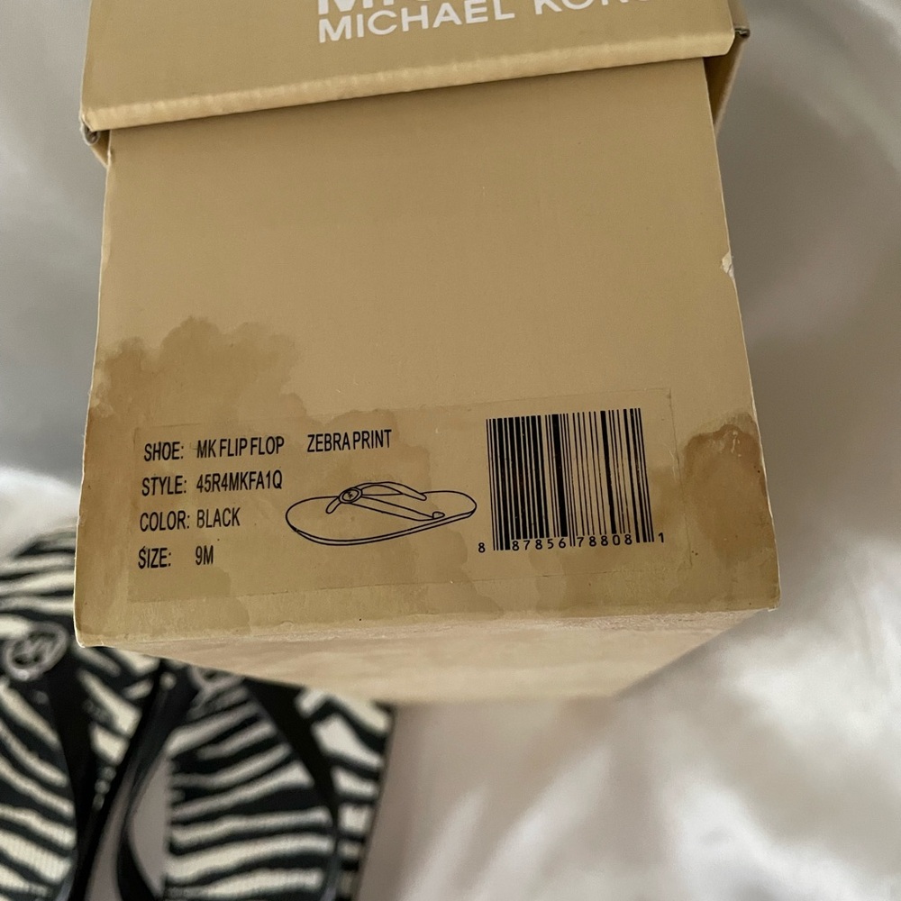 NWT Michael Kors Zebra Print Flip Flops Women’s Size 9M - Picture 5 of 5